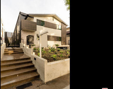 1262 N Sweetzer Avenue - Photo Thumbnail 4