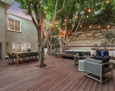 6609 Whitley Terrace - Photo Thumbnail 30
