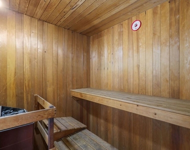 6609 Whitley Terrace - Photo Thumbnail 17