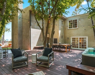 6609 Whitley Terrace - Photo Thumbnail 23