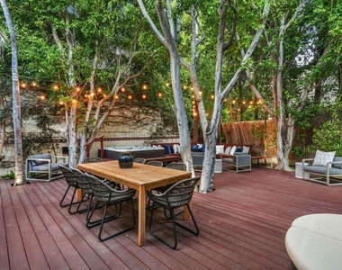 6609 Whitley Terrace - Photo Thumbnail 28