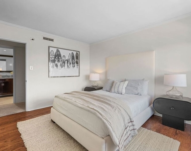 6609 Whitley Terrace - Photo Thumbnail 22
