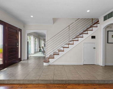 6609 Whitley Terrace - Photo Thumbnail 18
