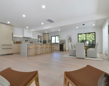 15431 Milbank Street - Photo Thumbnail 12