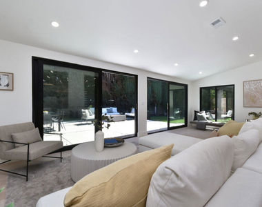 15431 Milbank Street - Photo Thumbnail 8