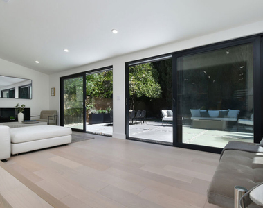 15431 Milbank Street - Photo Thumbnail 6