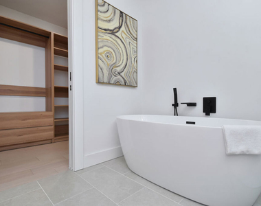 15431 Milbank Street - Photo Thumbnail 49