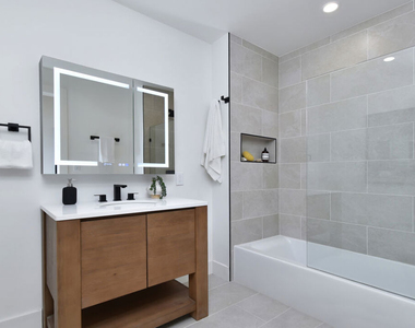 15431 Milbank Street - Photo Thumbnail 32