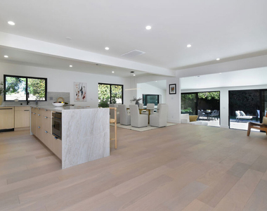 15431 Milbank Street - Photo Thumbnail 4