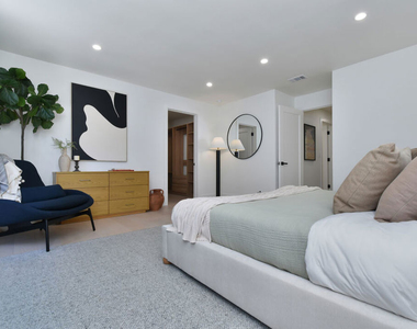 15431 Milbank Street - Photo Thumbnail 43