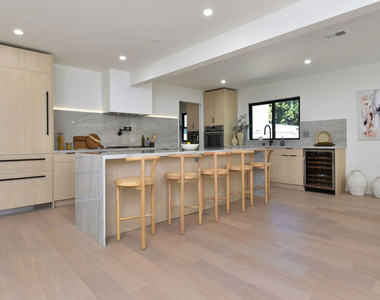 15431 Milbank Street - Photo Thumbnail 19