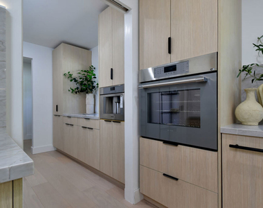 15431 Milbank Street - Photo Thumbnail 25