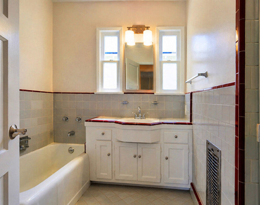 13134 Hartsook Street - Photo Thumbnail 17