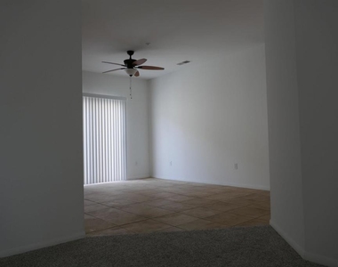 11874 Gardena Lane - Photo Thumbnail 5