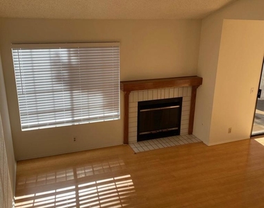 7608 Palmilla Dr - Photo Thumbnail 9
