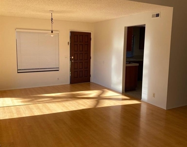 7608 Palmilla Dr - Photo Thumbnail 2