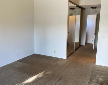 7608 Palmilla Dr - Photo Thumbnail 22