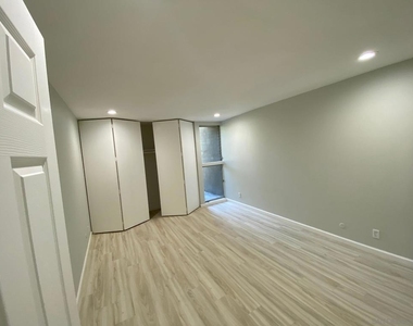 2510 Torrey Pines Rd - Photo Thumbnail 13