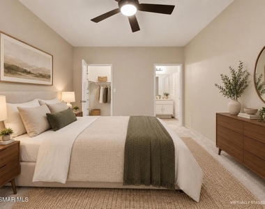 7211 Cozycroft Avenue - Photo Thumbnail 14