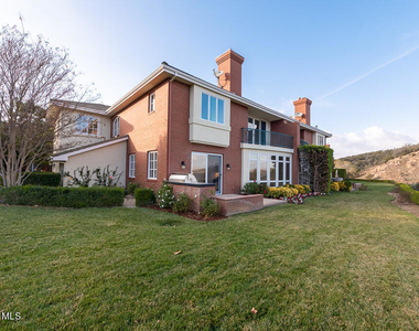 2390 Crombie Court - Photo Thumbnail 39