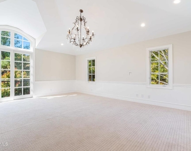 2306 Heatherbank Court - Photo Thumbnail 15