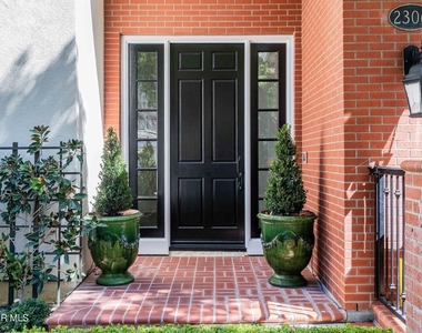 2306 Heatherbank Court - Photo Thumbnail 4