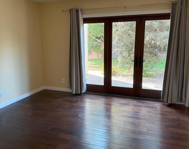 2096 Mccrea Road - Photo Thumbnail 13