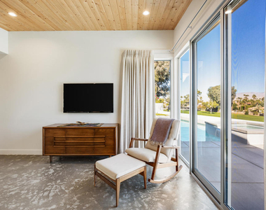 42920 Caballeros Drive - Photo Thumbnail 32