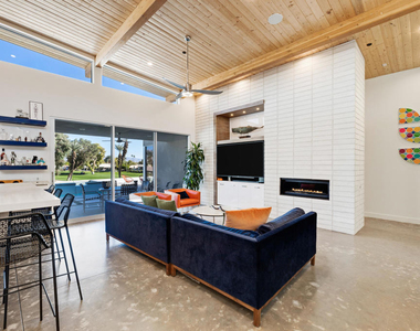 42920 Caballeros Drive - Photo Thumbnail 18