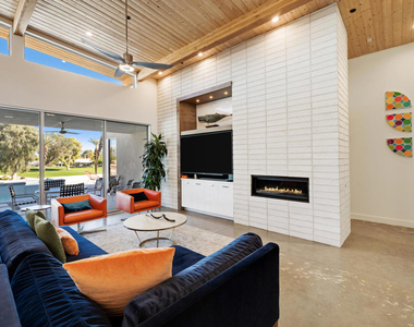 42920 Caballeros Drive - Photo Thumbnail 12