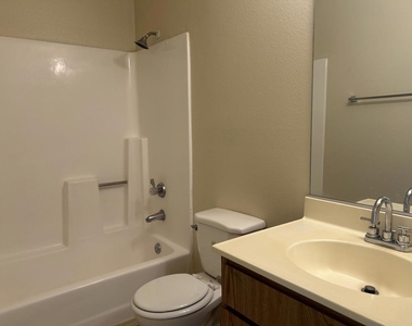 81162 Fred Waring Drive - Photo Thumbnail 10