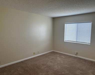 81162 Fred Waring Drive - Photo Thumbnail 18