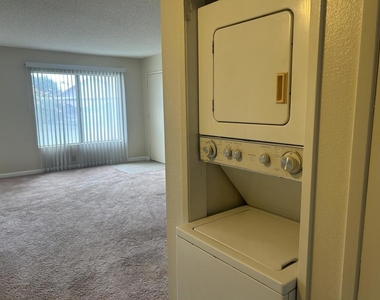 81162 Fred Waring Drive - Photo Thumbnail 11