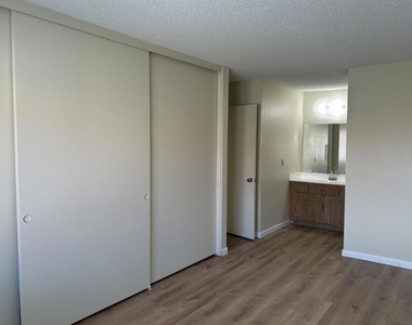 81162 Fred Waring Drive - Photo Thumbnail 19