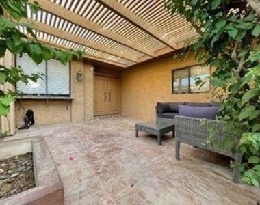 26 Sunrise Drive - Photo Thumbnail 2