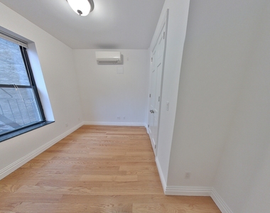 749 9th Avenue - Photo Thumbnail 4