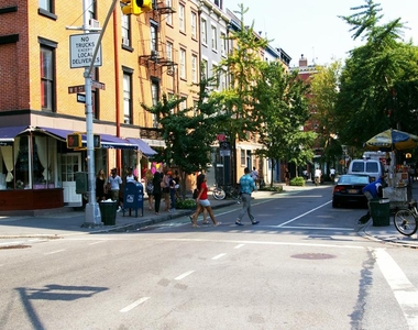 East 12th Street - Photo Thumbnail 9