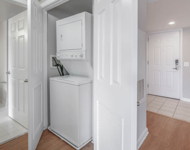 901 N. Nelson St. - Photo Thumbnail 40
