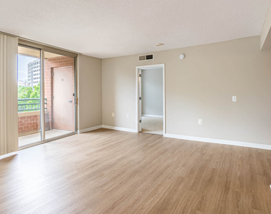 901 N. Nelson St. - Photo Thumbnail 8