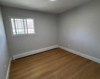 15 Valerie Drive - Photo Thumbnail 13