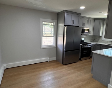 15 Valerie Drive - Photo Thumbnail 4