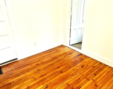 1 Dewitt Street - Photo Thumbnail 13