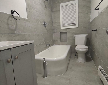 133 Lincoln Avenue - Photo Thumbnail 10