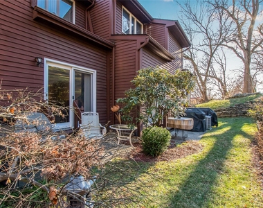 8 Davids Lane - Photo Thumbnail 18