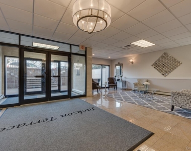 101 Jackson Avenue - Photo Thumbnail 5