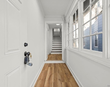 22 Chestnut Place - Photo Thumbnail 13