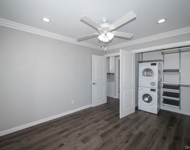 105 Overton Avenue - Photo Thumbnail 6