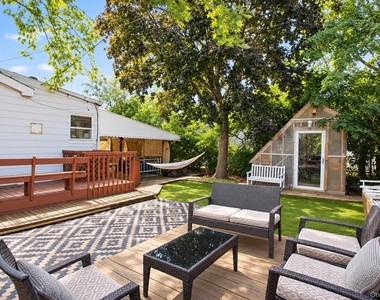 455 E Park Avenue - Photo Thumbnail 33