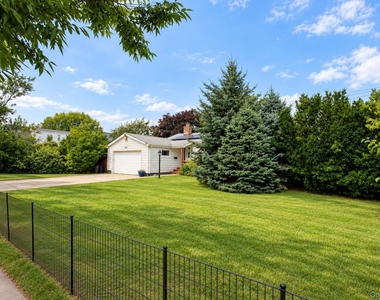 455 E Park Avenue - Photo Thumbnail 36