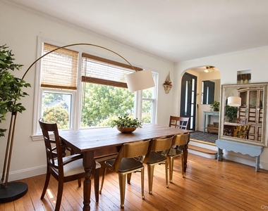 455 E Park Avenue - Photo Thumbnail 5